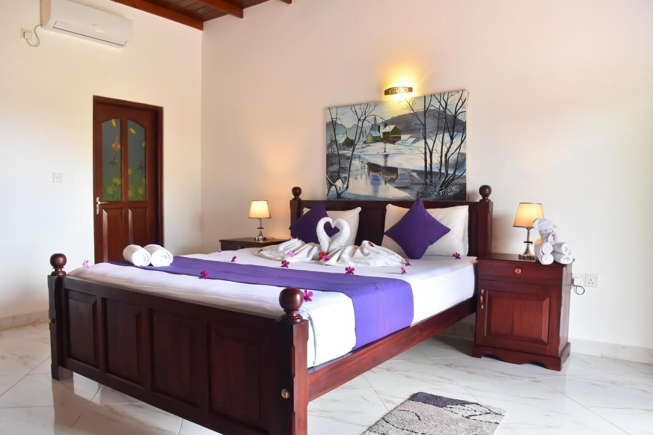 Villa De White Sambur Hikkaduwa Exteriér fotografie