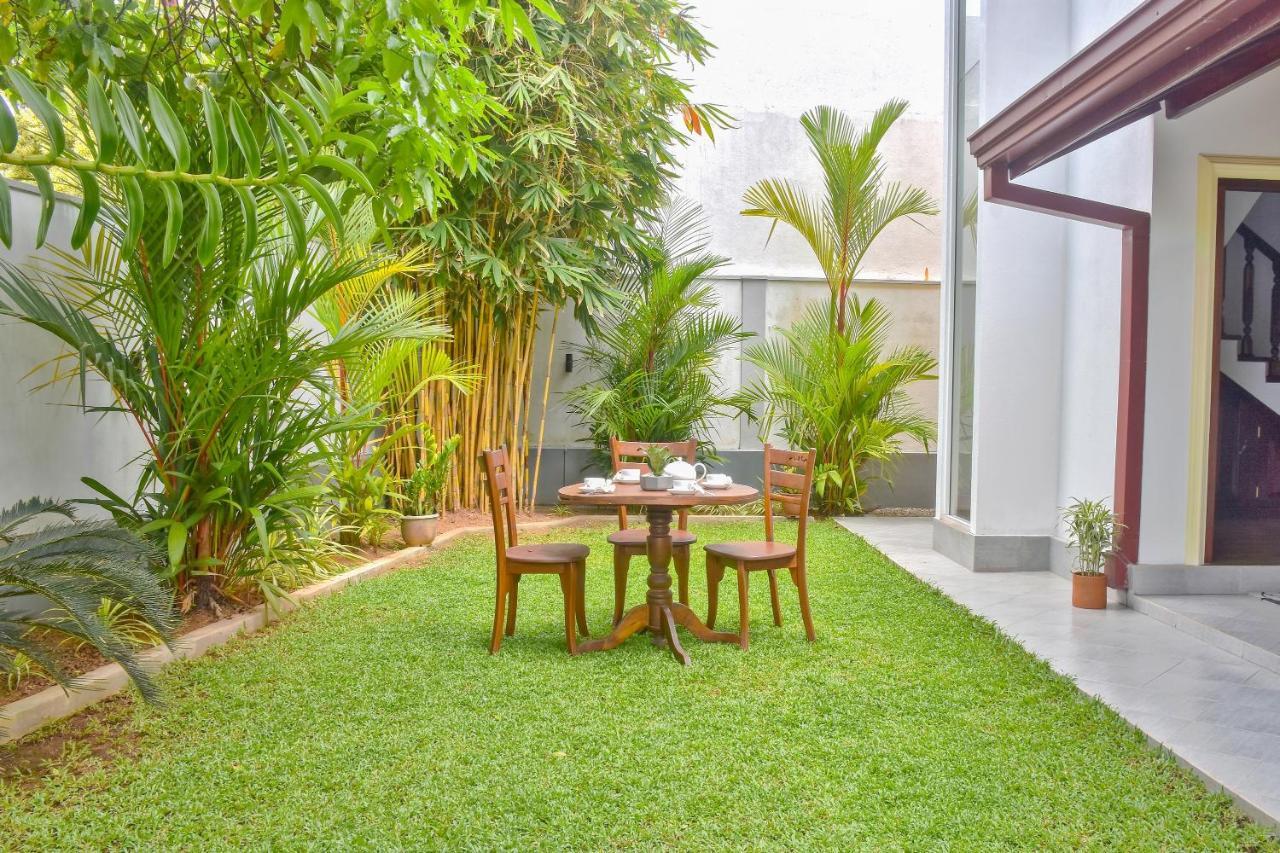 Villa De White Sambur Hikkaduwa Exteriér fotografie